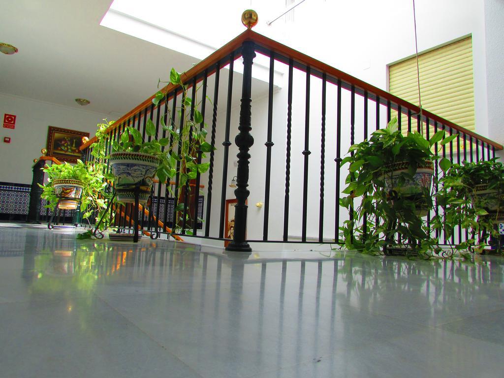 Hotel Mairena Mairena De Alcor Zewnętrze zdjęcie