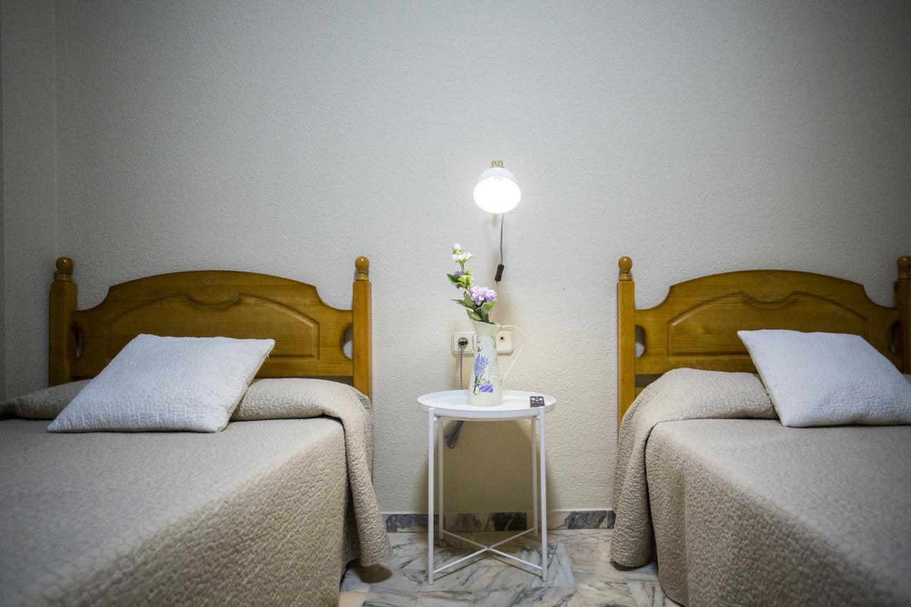 Hotel Mairena Mairena De Alcor Zewnętrze zdjęcie