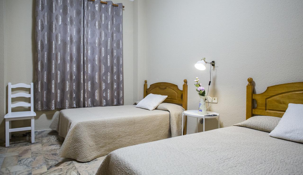 Hotel Mairena Mairena De Alcor Zewnętrze zdjęcie
